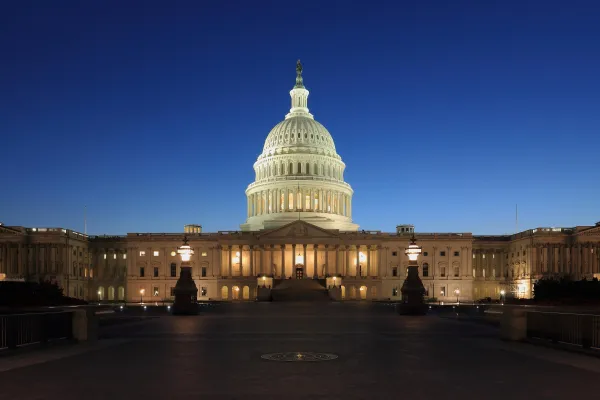 capitol_at_dusk_2.jpg